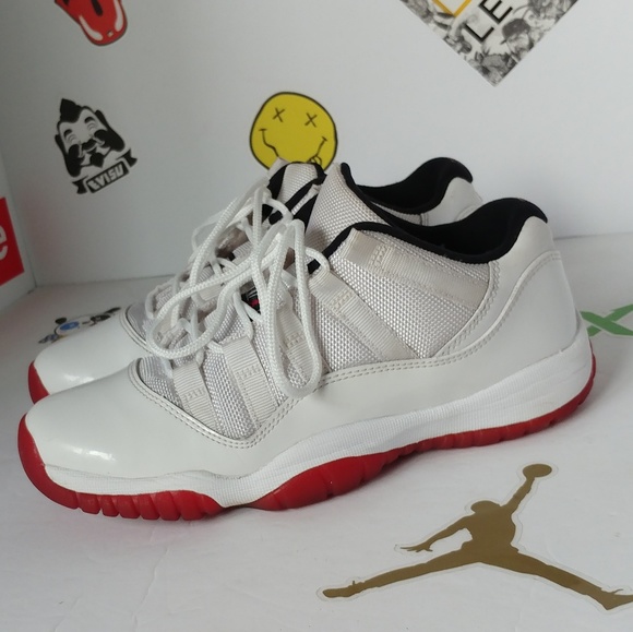 Jordan Other - Gradeschool Jordan cherry 11s